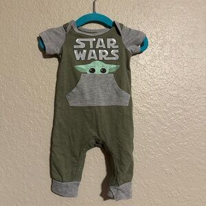 🌻$3 add on🌻 Star Wars Romper 0-3M